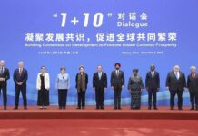 China supports international economic organizations in playing important role in global governance: premier